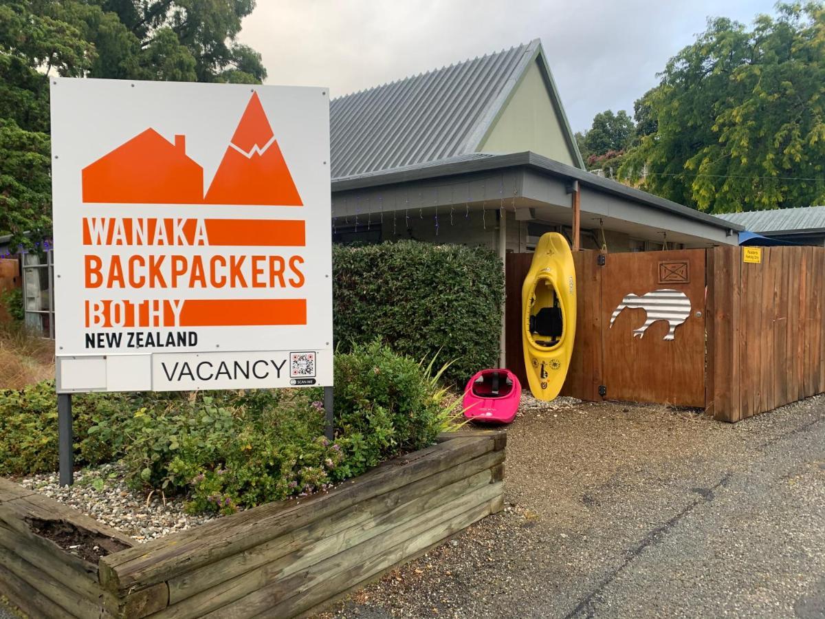 Wanaka Backpackers Bothy Hostel Exterior photo