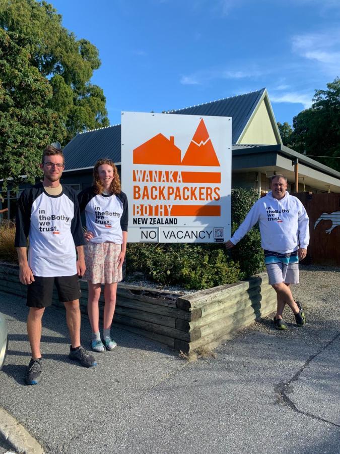 Wanaka Backpackers Bothy Hostel Exterior photo